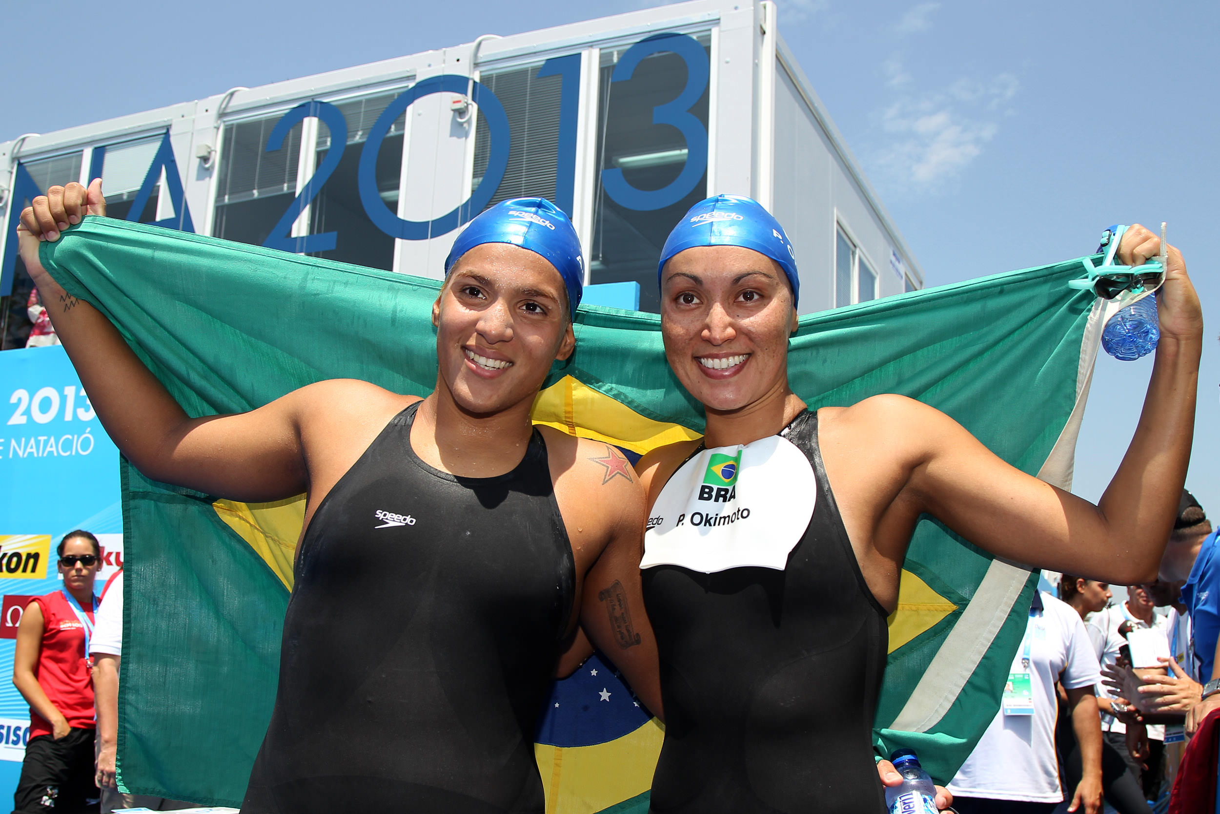 Triatlo feminino do Brasil coloca dupla no top 10 de etapa da Copa do Mundo