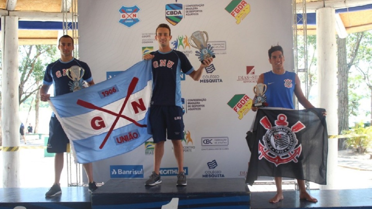 Gaúchos vencem na 1ª etapa do Brasileiro de Águas Abertas