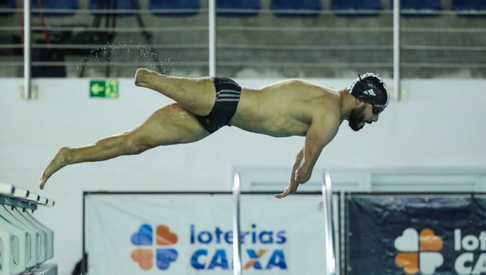 De olho em Tóquio, natação paralímpica passa por tomada de tempo