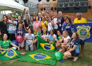 43 brasileiros no top 10 master da FINA