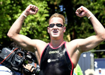 Arena Powerskin R-EVO