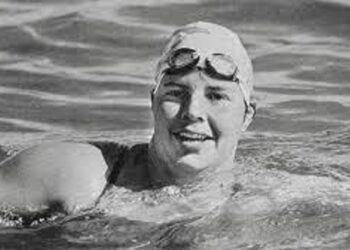 Lynne Cox: a primeira a nadar no Estreito de Bering