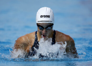 Jhennifer Alves bate recorde nacional nos 100m peito