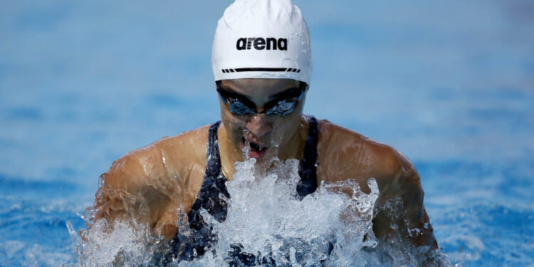 Jhennifer Alves bate recorde nacional nos 100m peito