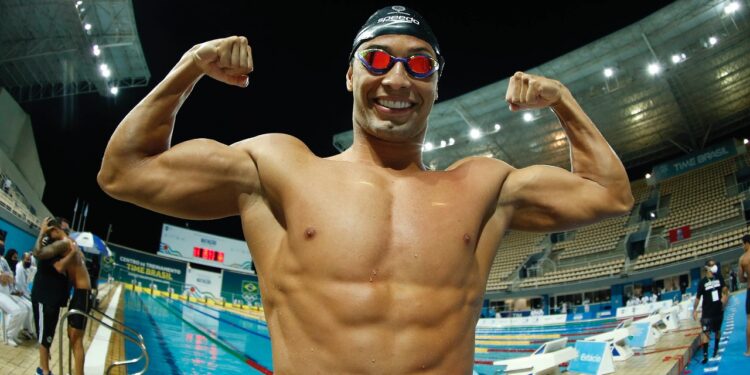 Primeiros índices femininos e revezamento 4x100m livre definido