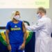 Atletas brasileiros começam a ser vacinados