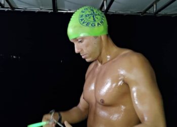 Raphael Maia supera ciclone e nada do Leme ao Pontal