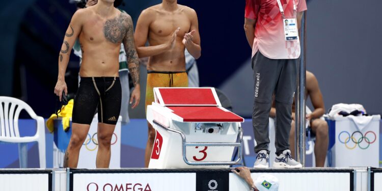 Brasil na final do revezamento 4x100m livre!