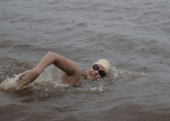 Vitor Gadelha se prepara para a Travessia do Rio Negro ida e volta