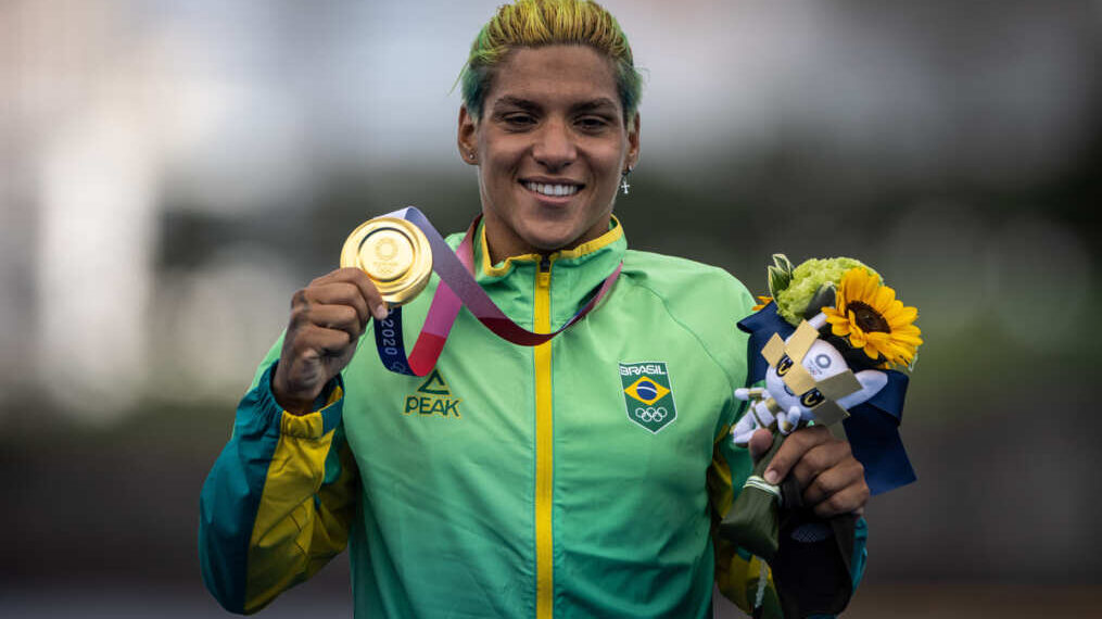 Ana Marcela Cunha é campeã olímpica nos 10 km!