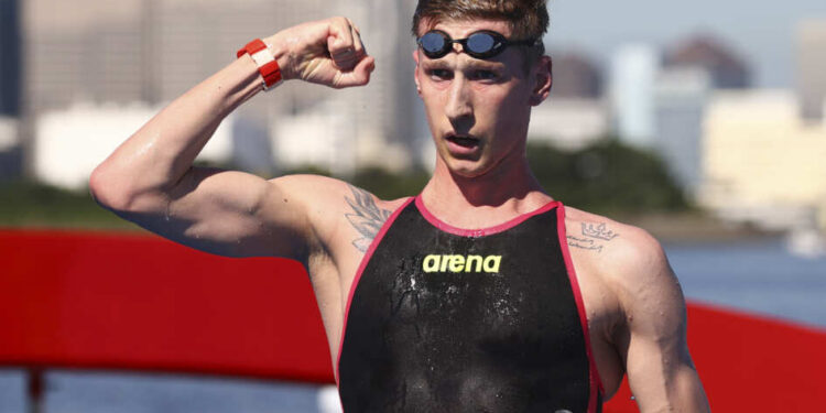Florian Wellbrock vence a maratona aquática em Tóquio