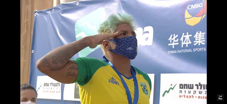 Ana Marcela Cunha vence em Israel e tem chance de ser penta