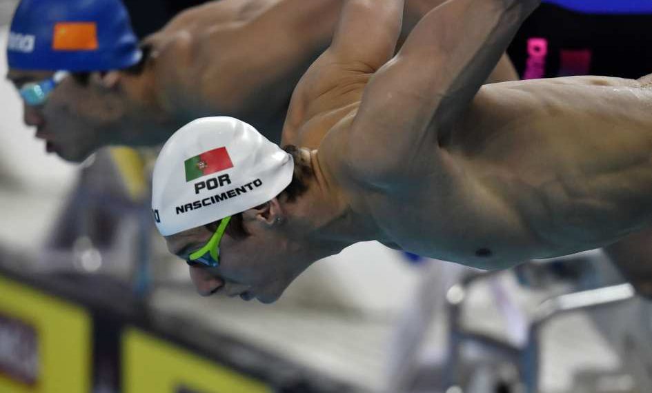 Dia histórico para Alexis Santos com uma meia-final e dois recordes de Portugal