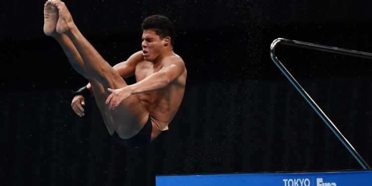 Brasil ouro na prova mista dos saltos ornamentais em Abu Dhabi, mês de ouro de Kawan Pereira