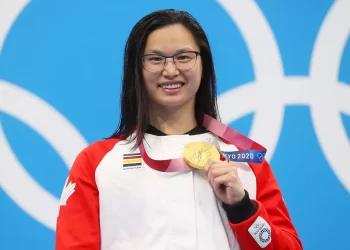 A história de Maggie MacNeil