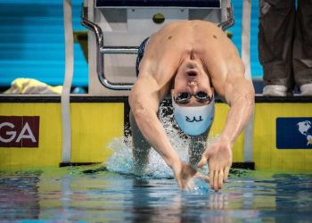 Jacob Pebley e Madeline Groves saem em defesa da nadadora trans Lia Thomas