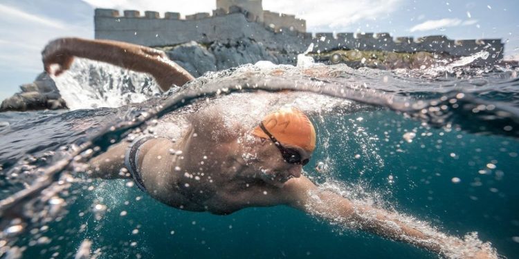 Francês conclui travessia inspirada no livro “O Conde Monte Cristo”