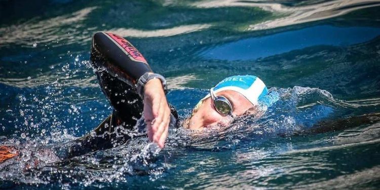 Armando Junior e Ana Morelli vencem os 23 km na Ilha do Mel