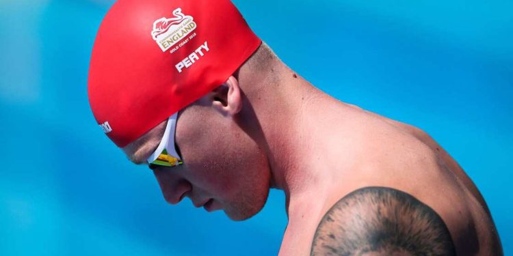 Por que Adam Peaty perdeu os 100m peito no Commonwealth Games?