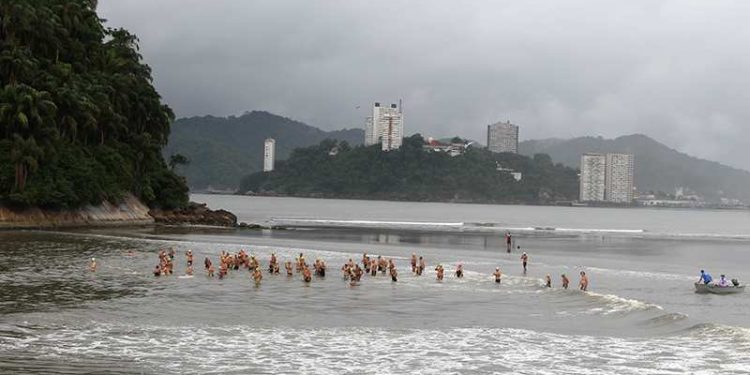 Júlia Pereira e Pedro Farias vencem a XXIV Travessia Soamar Santos