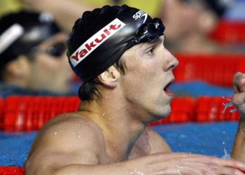 Quando Michael Phelps foi líder do ranking mundial dos 100m livre