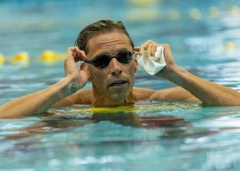Como foi a volta de Roland Schoeman a natação de alto rendimento