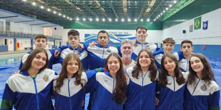 The coach of the meet: Alexandre Indiani é o melhor treinador do Brasileiro Infantil de Inverno