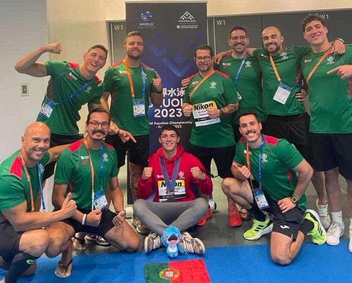 Diogo Ribeiro his-tó-ri-co é vice-campeão do mundo em Fukuoka!