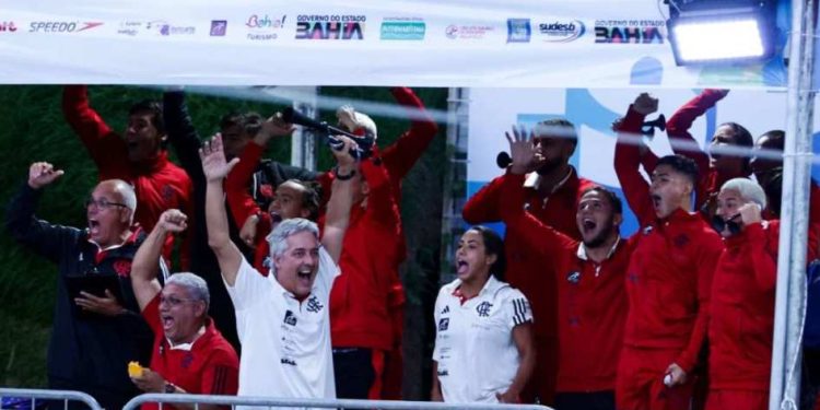 Gabrielle Assis faz melhor marca pessoal nos 100 peito no Brasileiro Sênior