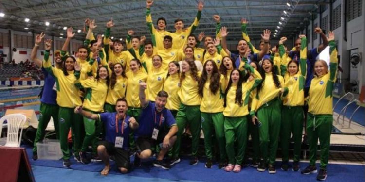 Brasil tem 17 medalhas, 4 ouros e um recorde brasileiro de categoria na Ginasíades na Sub15