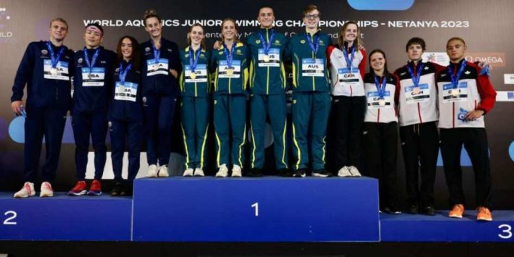 O quanto é bom o recorde mundial 4x100m livre misto da Austrália no Mundial Júnior