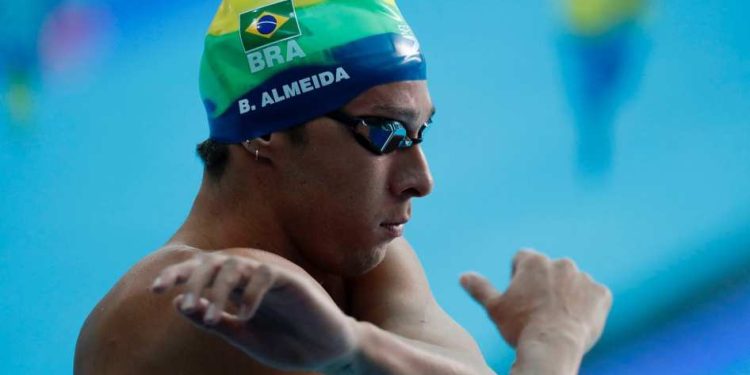 Brasil vence 4x200m livre masculino com Recorde de Campeonato no penúltimo dia de finais