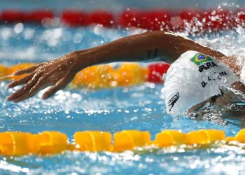 Brasil abre Pan com seis medalhas e título de Cachorrão e do 4x100m livre