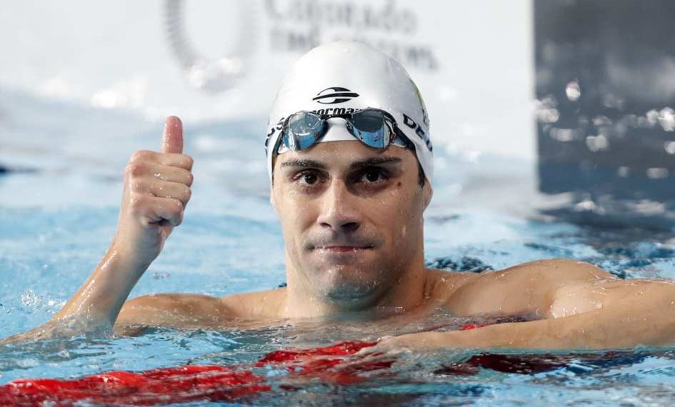 Brasil abre Pan com seis medalhas e título de Cachorrão e do 4x100m livre