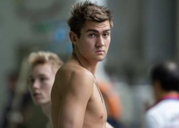 Véspera do início do campeonato russo de piscina curta, Kliment Kolesnikov recusa nadar como neutro.