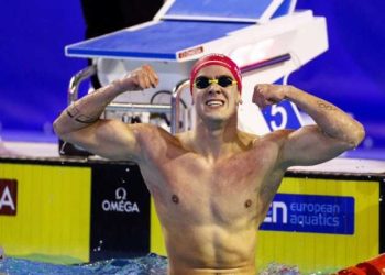 Noe Ponti quebra o recorde continental dos 100m borboleta no dia 2 do Europeu de Curta