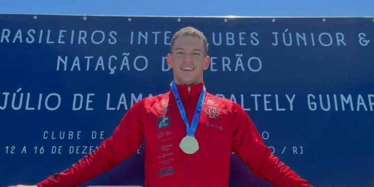 Guilherme Caribé 48:51 no Brasileiro Sênior, 12 vezes 48 em 2023
