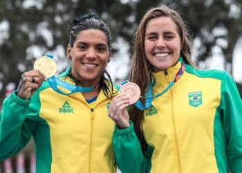 Paris será a terceira vez que o Brasil terá duas mulheres na prova dos 10k de águas abertas.