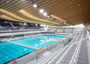 Imagens do Centro Aquático Paris 2024