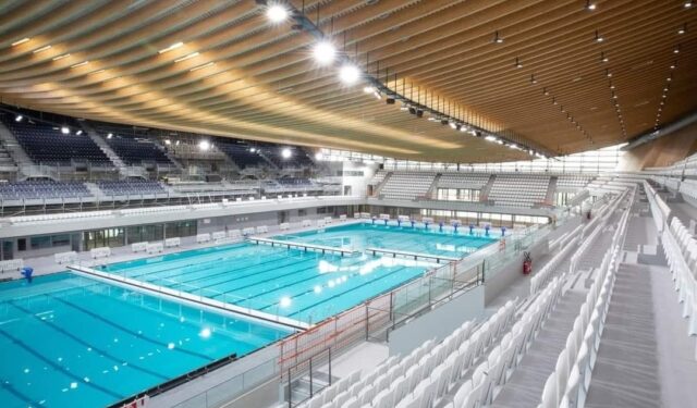 Imagens do Centro Aquático Paris 2024