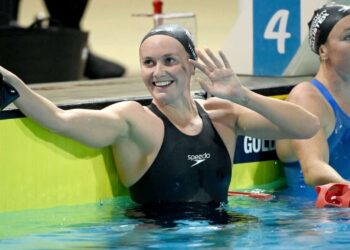 Ariarne Titmus 3:59.13 primeira vez abaixo dos 4 minutos sem polir