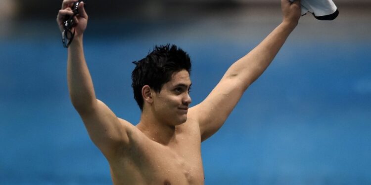 Foi assim anunciada a aposentadoria de Joseph Schooling na TV de Singapura