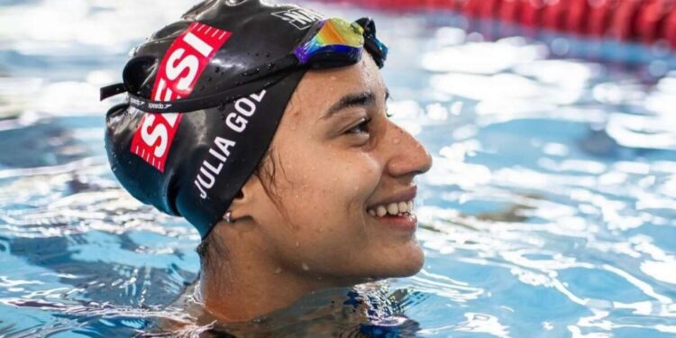 Julia Karla Góes é bronze no 50m costas nos Países Baixos