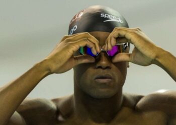 Joshua Liendo 50.06 novo recorde canadense 100m borboleta