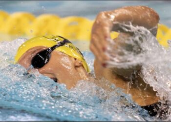 Summer Mcintosh faz o melhor tempo do mundo nos 400m livre na abertura da seletiva