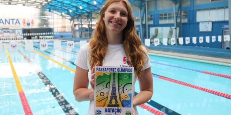 Stephanie Balduccini é operada do apêndice