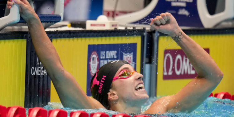 Regan Smith bater o recorde mundial dos 100m costas do dia 4 da seletiva americana