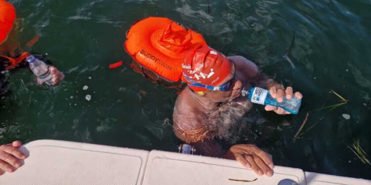 José Ferreira vai ao pódio em prova internacional de águas abertas