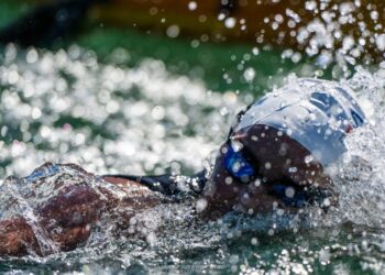 Como é a preparação para nadar o Canal da Mancha?