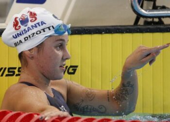 Beatriz Dizotti foi a atleta mais testada da natação brasileira em 2023